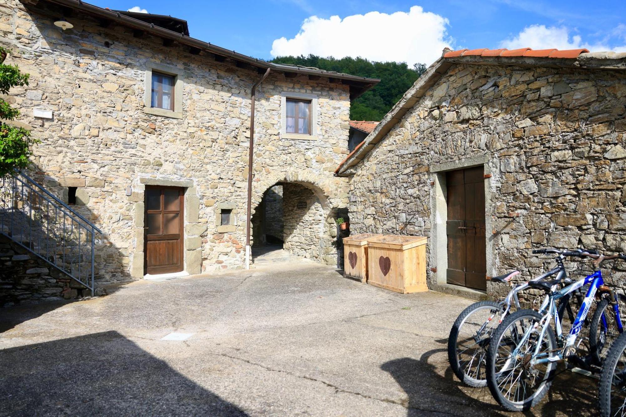 Agriturismo Montagna Verde Apella Licciana Nardi Exterior photo